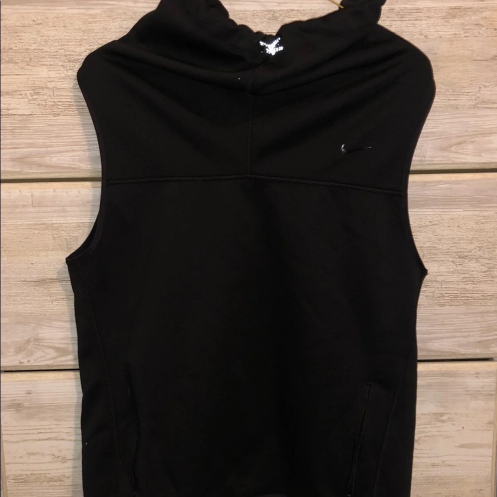 Nike vest